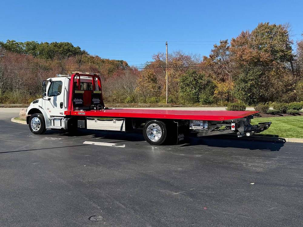 2025 Freightliner M2 (Key# 1883) 2